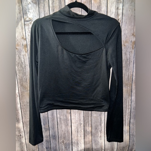 Mood Brand long sleeve open neck crop top, size XL - Picture 1 of 8